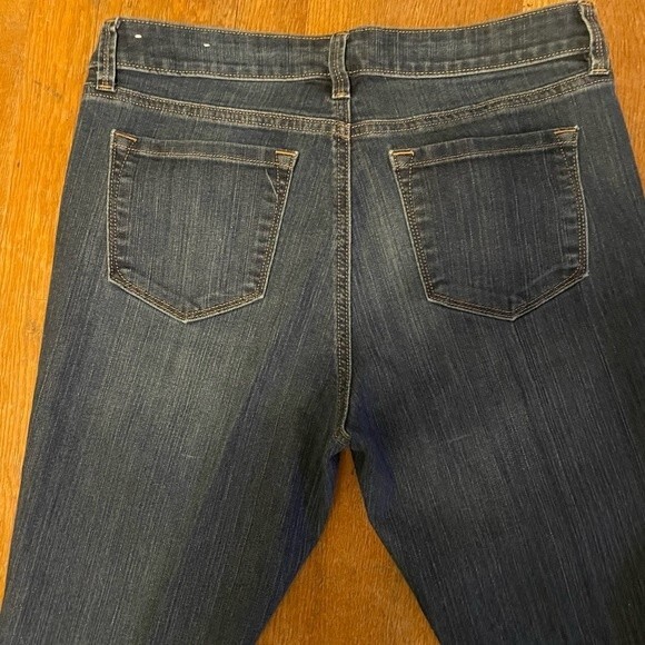 Ann Taylor Loft Modern Straight Womens Jeans Size10P - Picture 3 of 4